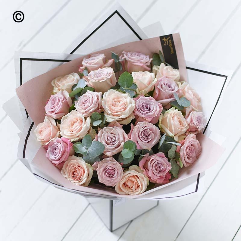Beautifully Simple Rose Bouquet Pink